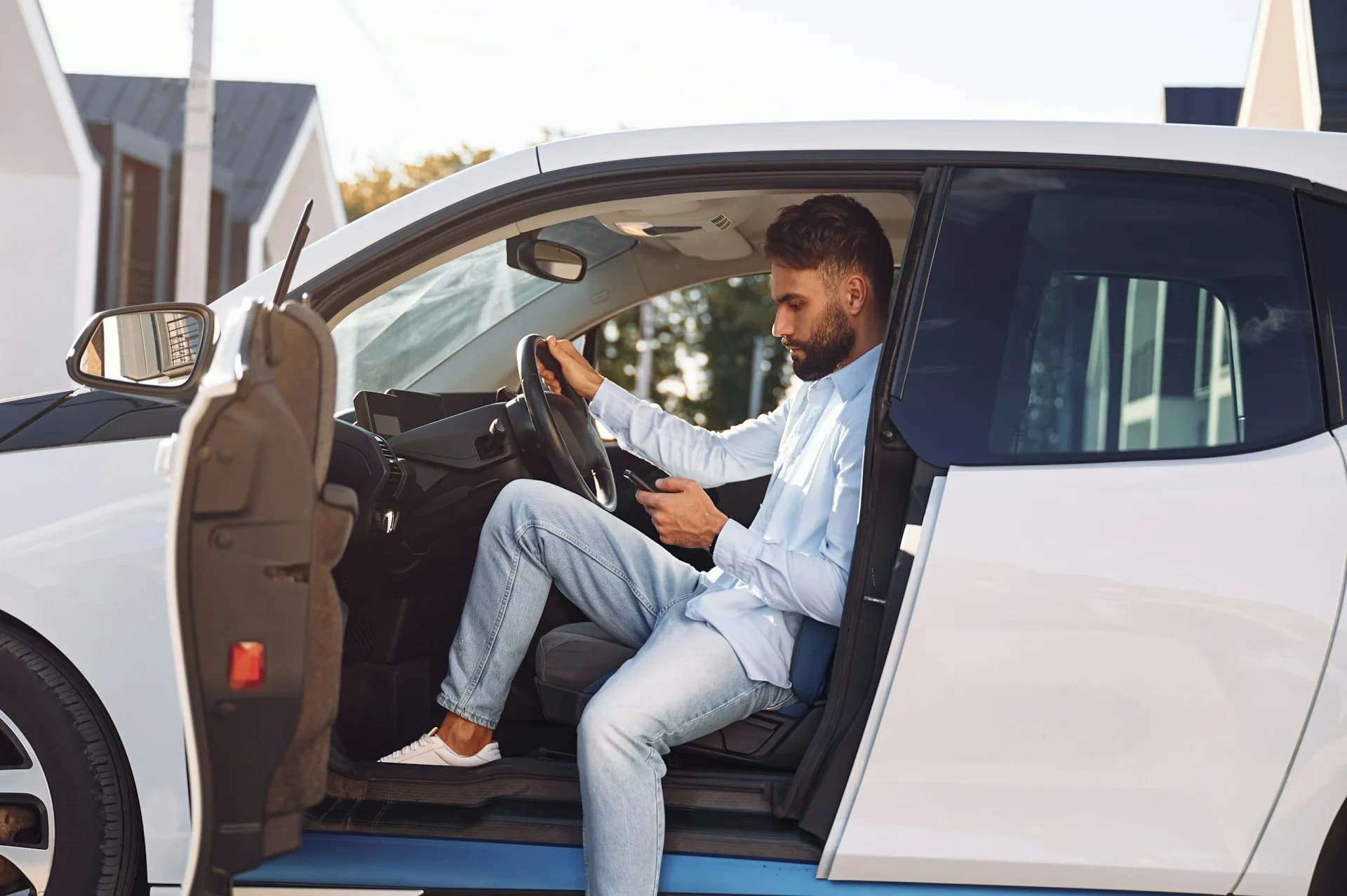 Imagen de cártel de coches en Solvify
